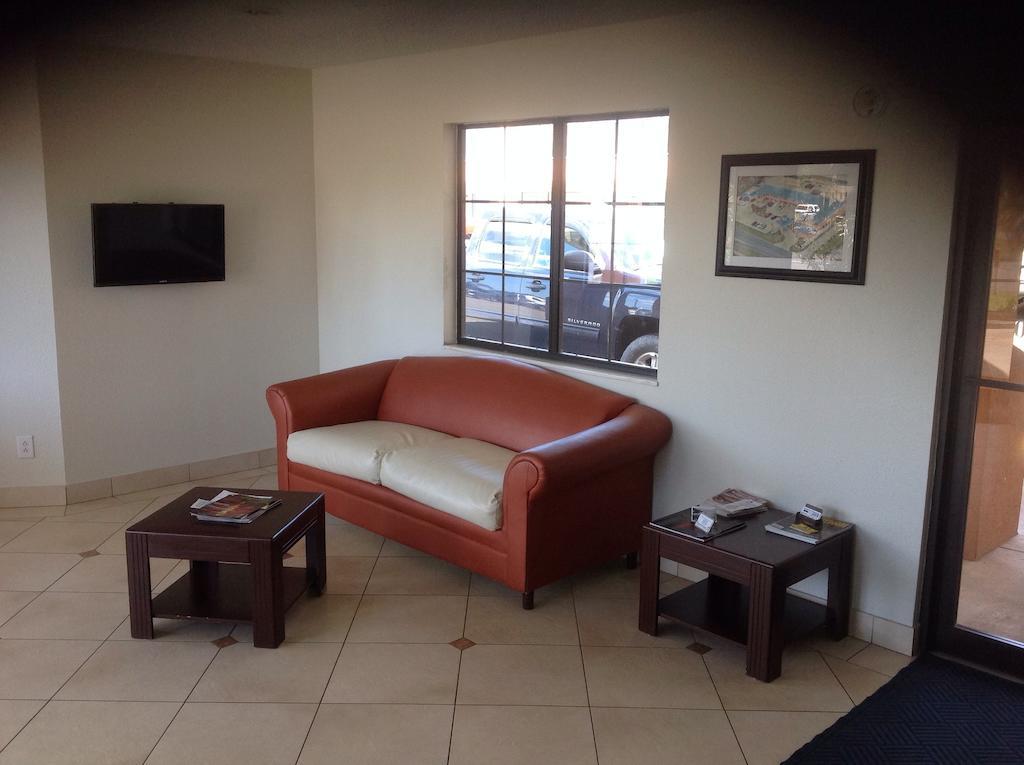 Executive Inn Groves Exterior foto